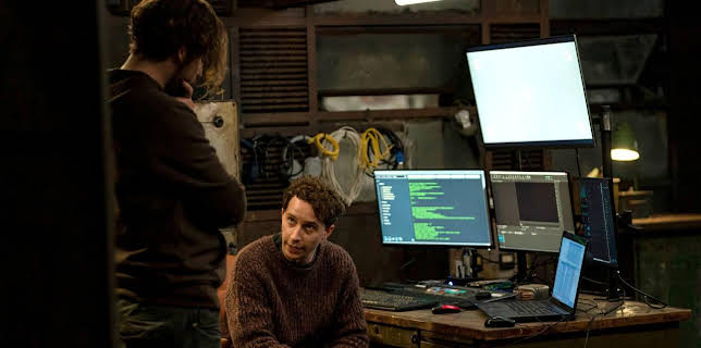 02:00: Die Saat - Tödliche Macht (S01/E03) | One | 12/20 2025