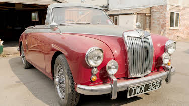 8:00 PM: Bangers & Cash (S8 E2) (S8) | Yesterday | 3/31 2026