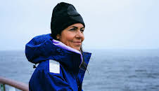 Julia Bradbury's Wonders of the Frozen South (S1 E1)