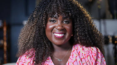 7:00 PM: Secrets of the Royal Palaces (S5 E1) (S5) | Channel 5 | 1/8 2026