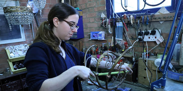 15:30: Salvage Hunters: The Restorers (S1 E6) (S1) | Discovery Channel | 11/18 2025