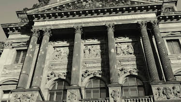 02:00: Atlas of the Wounded Buildings | MDR Fernsehen | 5/9 2026