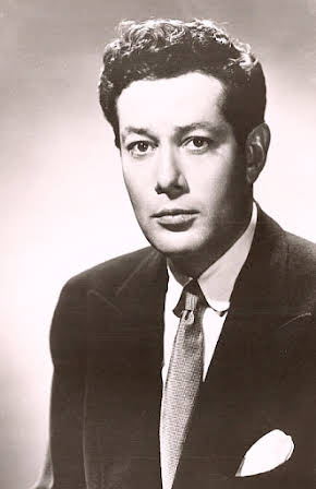 Tod Andrews as Skipper