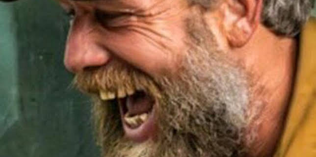 15:57: La fiebre del oro: La delgada línea roja salarial | Discovery Max | 3/26 2026