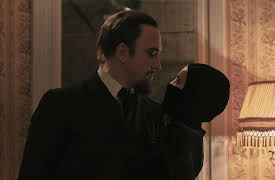 Irma Vep, Season 1: Hypnotic Eyes