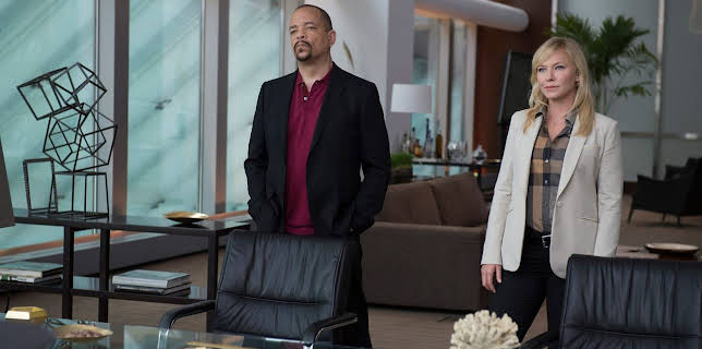 11:00 PM: Law & Order: Special Victims Unit (S16 E2) (S16) | 5 USA | 12/26 2025