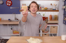 Struggle Meals S1: Traveling for Your Tastebuds