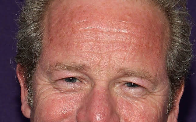 Peter Mullan