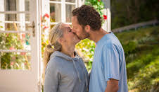 Neste sommer (S1 E8)