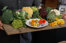 Elevate Your Everyday Cooking with Curtis Stone: Flowers and Cauliflower Steaks