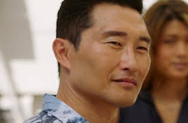 MacGyver, Season 1: Flashlight