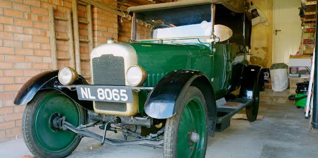 11:00 AM: Bangers & Cash (S8 E6) (S8) | Yesterday | 11/30 2025