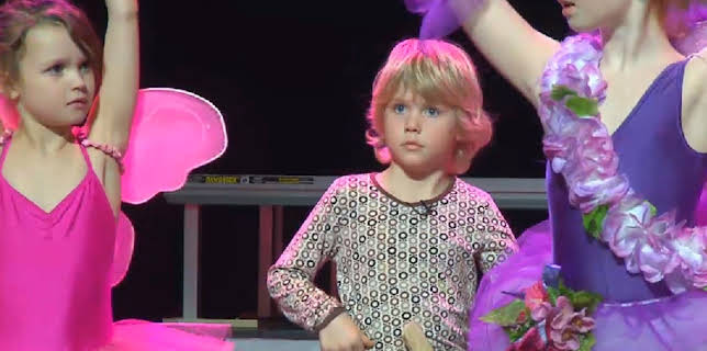 11:50: Klart eg kan: Lukas dansar ballett | NRK Super | 1/13 2026