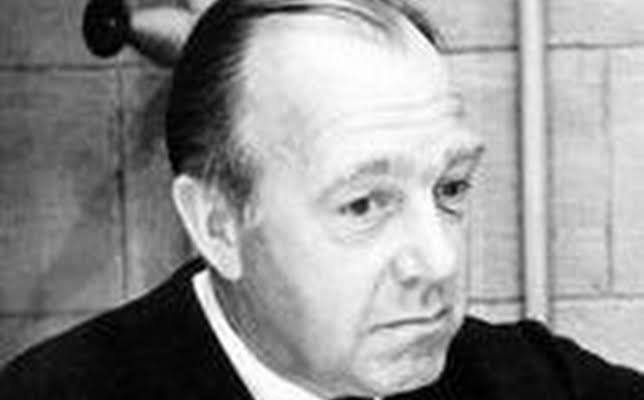 Ronald Neame