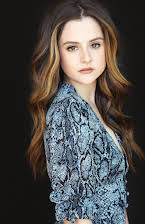 Larissa Albuquerque as 