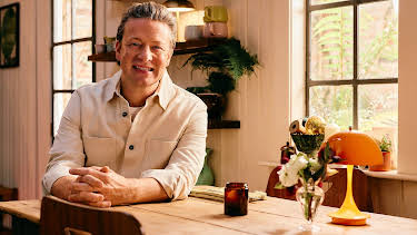 9:00 PM: New: Jamie's Feasts for a Fiver | Channel 4 | 2/2 2026