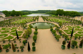 Secrets of Beautiful Gardens: Royal Residences