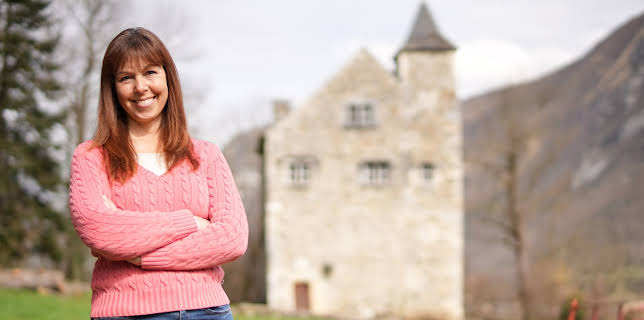 5:00 PM: Chateau DIY | Channel 4 | 8/1 2025