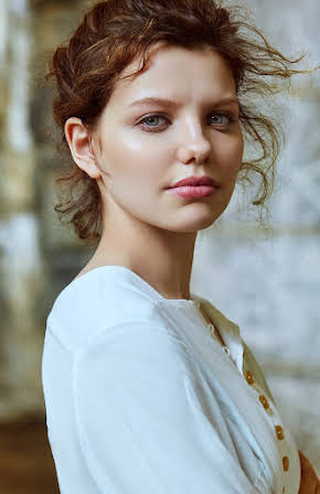 Chloe Levine as 