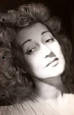 Kay Hammond as 