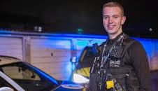 Traffic Cops (S9 E21)