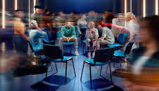 Dialog vor acht