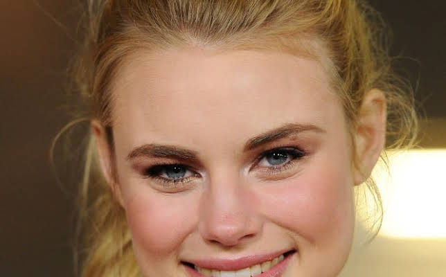 Lucy Fry