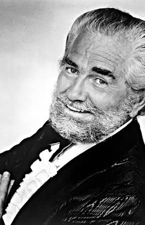 Foster Brooks as 