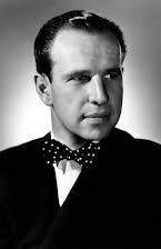 Hume Cronyn as 