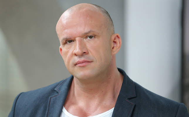 Tomasz Oświeciński