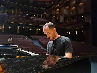 11:30: Stimme der Demokratie: Der Pianist Igor Levit | 3SAT | 10/4 2026