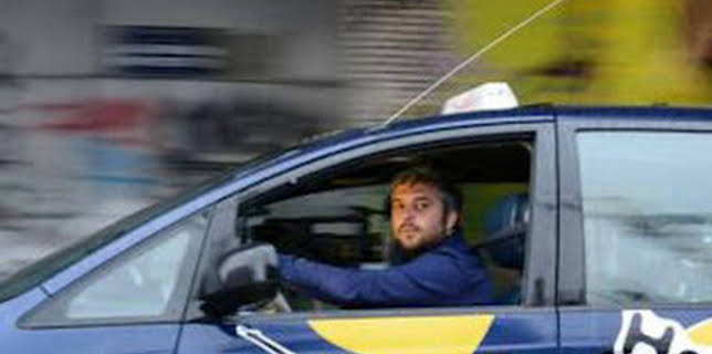 02:23: Hep taxi! | TV5MONDE | 12/9 2025