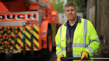 3:00 AM: Trucking Hell (S1 E2) (S1) | Paramount | 4/4 2026