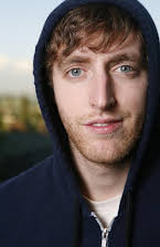 Thomas Middleditch som 