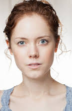 Katherine Press como Pregnant Daughter