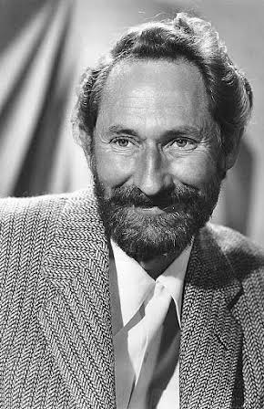 Arthur Hunnicutt as Mr. Purdham
