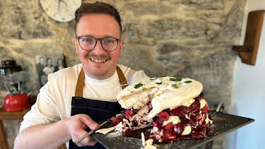 8:30 PM: Greim-Bìdh le Gregor (S1 E2) (S1) | BBC Alba | 4/9 2026