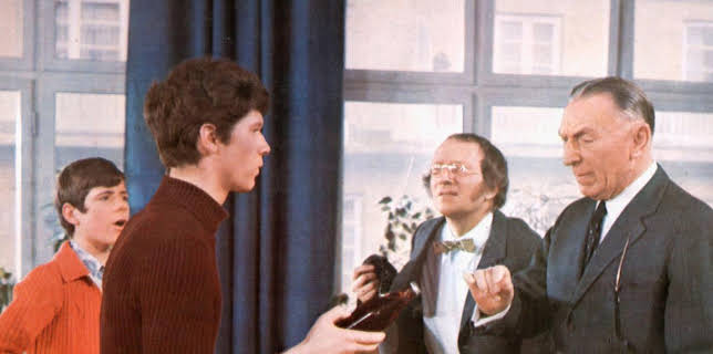 03:20: Morgen fällt die Schule aus | SWR Fernsehen BW | 12/28 2025