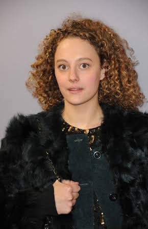 Alice de Lencquesaing as Sophie