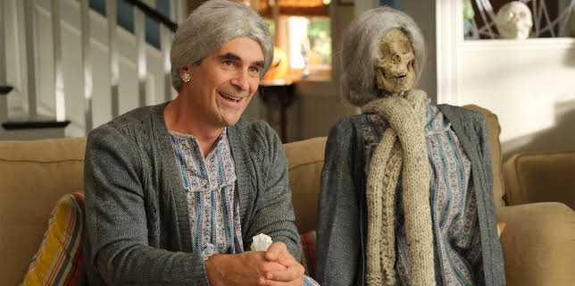 3:25 AM: Modern Family | E4 | 12/18 2025