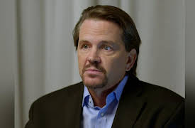 World's Most Unexplained, Season 1: Coincidence or Curse?