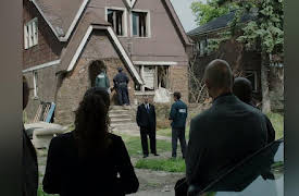 Low Winter Sun Season 1: Cake On The Way