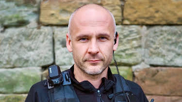 8:00 PM: Police Interceptors (S20 E8) (S20) | Paramount | 4/1 2026