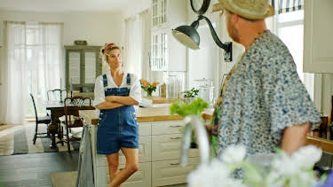 08:25: Sommaren med släkten (S3 E9) (S3) | Kanal 5 | 4/10 2026