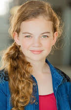 Megan Charpentier som 