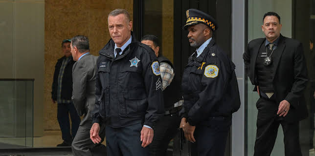 00:15: Chicago P.D. (S12 E22) (S12) | Viasat Series | 11/20 2025