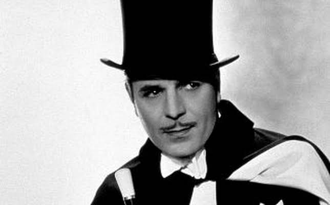 Warner Baxter