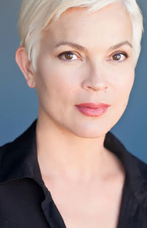Elizabeth Gracen as 