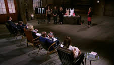 Dragons' Den (S13 E1)