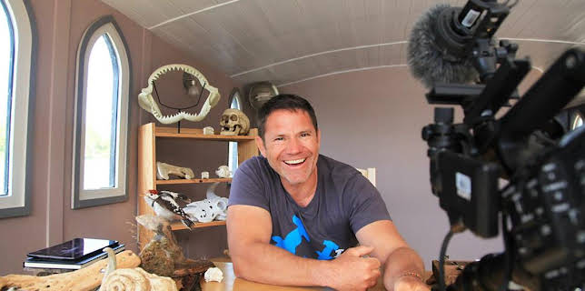 10:00 AM: DIY Deadly with Steve Backshall (S1) | CBBC | 11/5 2025